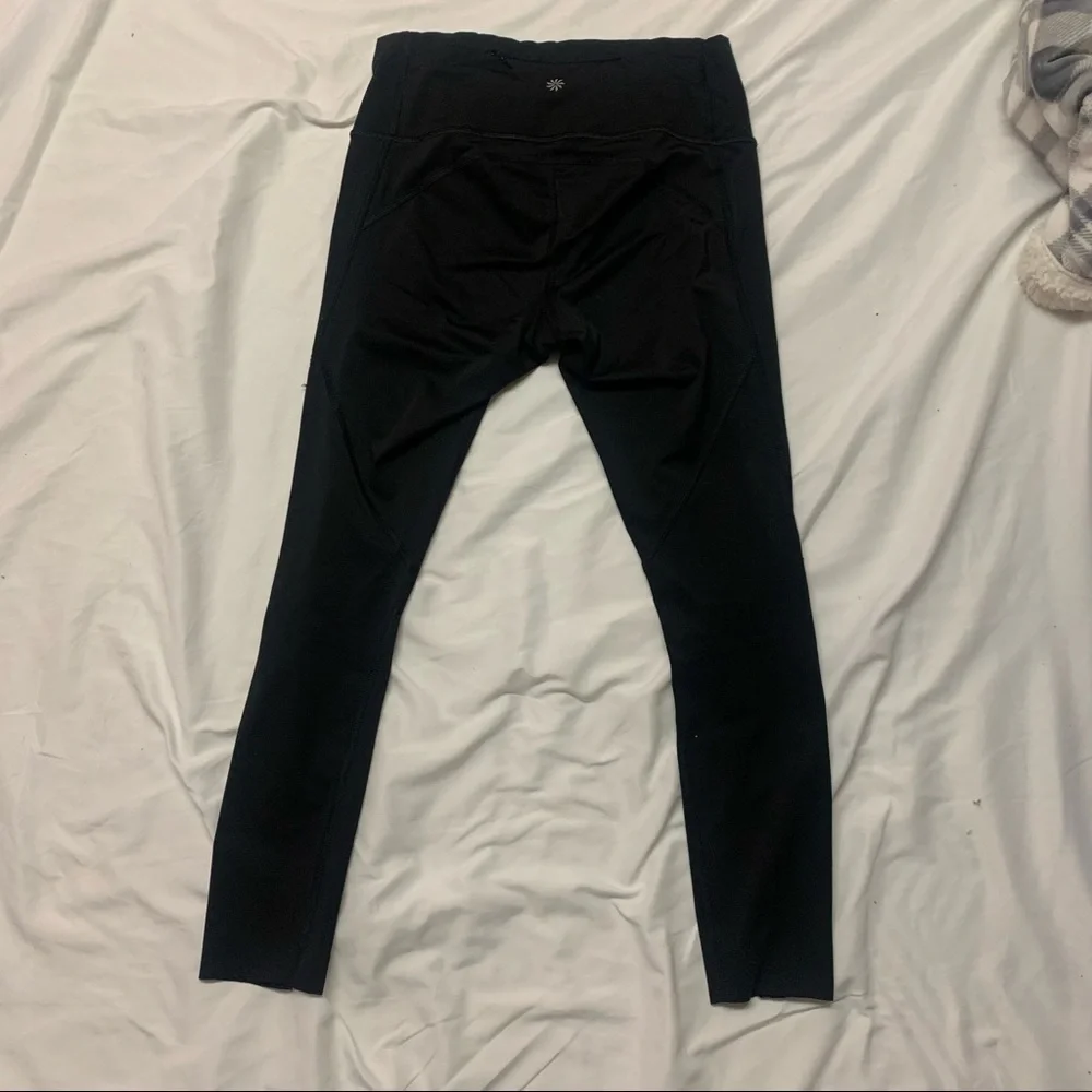 LAST CHANCE athleta challenge 7/8 tight - XS petite - Picture 3 of 8